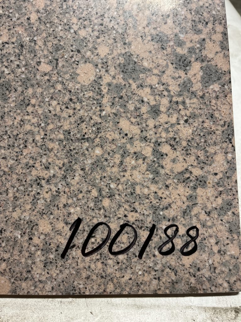 2081 Roza Domizia 40x40x2 cm